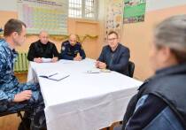 Следственный изолятор № 1 УФСИН России по Республике Крым и Севастополю посетил Уполномоченный по правам человека в Республике Крым Александр Штехбарт.