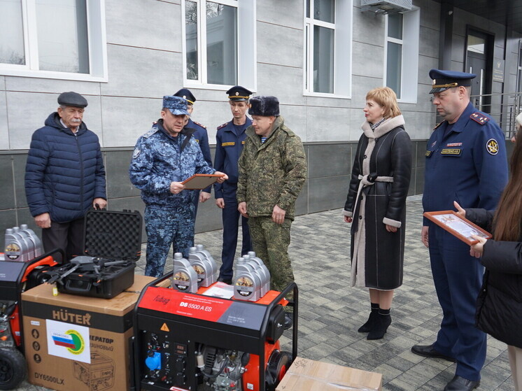 Сотрудники ГУФСИН России по Краснодарскому краю собрали гуманитарный груз для участников специальной военной операции