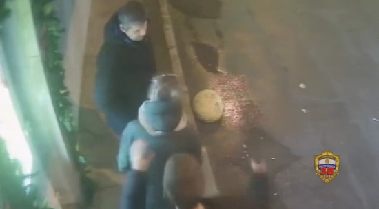 На юге Москвы задержали молодого человека, который выстрелил из аэрозольного пистолета в лицо своему оппоненту