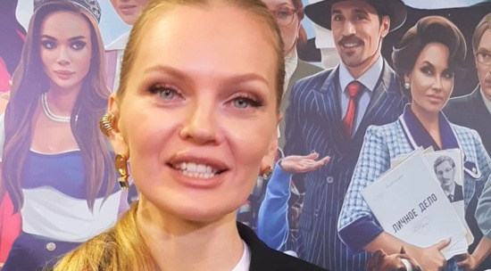 Ведущая Кулецкая поздравила читателей "МК" с Новым годом 