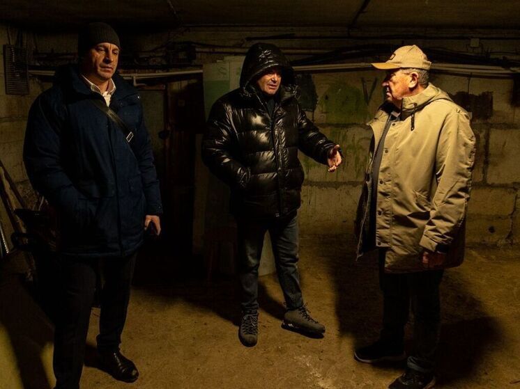 Администрация и ОНФ разбираются с проблемой холодных батарей в доме в Луговом