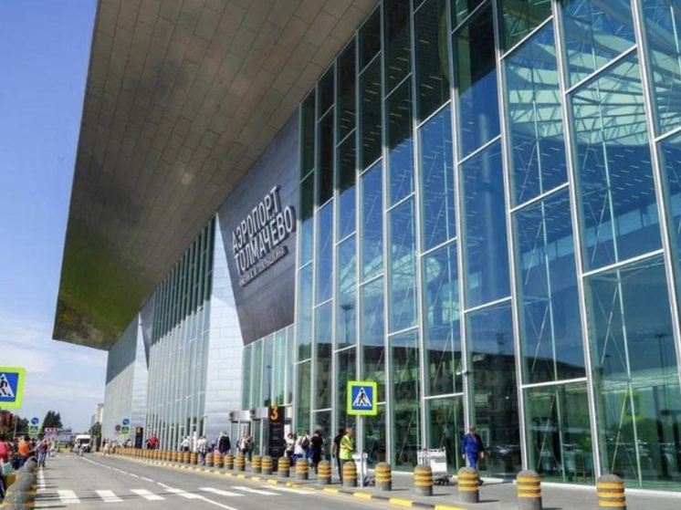 В Новосибирске задерживаются три утренних рейса