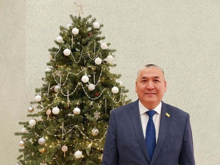 Председатель Горсовета поздравил жителей Улан-Удэ с Новым годом