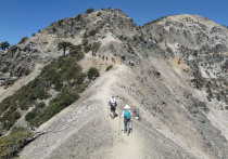 Трое туристов найдены мертвыми на горе Болди в Южной Калифорнии (США)