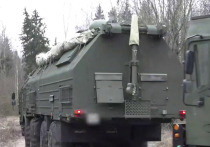 Президент Белоруссии Александр Лукашенко после того, как Россия продемонстрировала в деле новый ракетный комплекс средней дальности «Орешник», попросил президента Путина поделиться