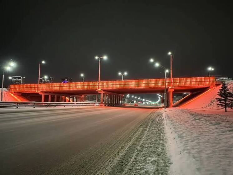 В Уфе еще один путепровод на проспекте Салавата Юлаева обрел подсветку