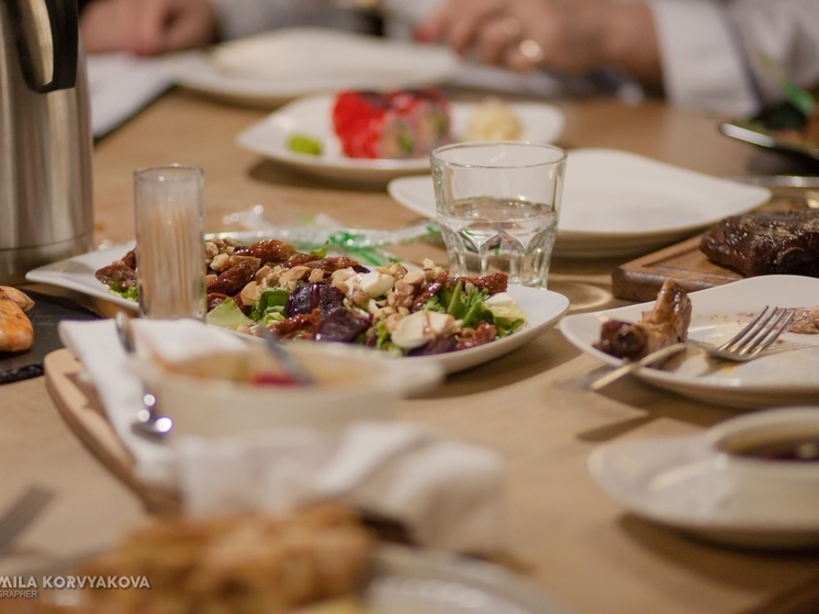 Жителям Карелии дали рекомендации по срокам хранения традиционных новогодних блюд