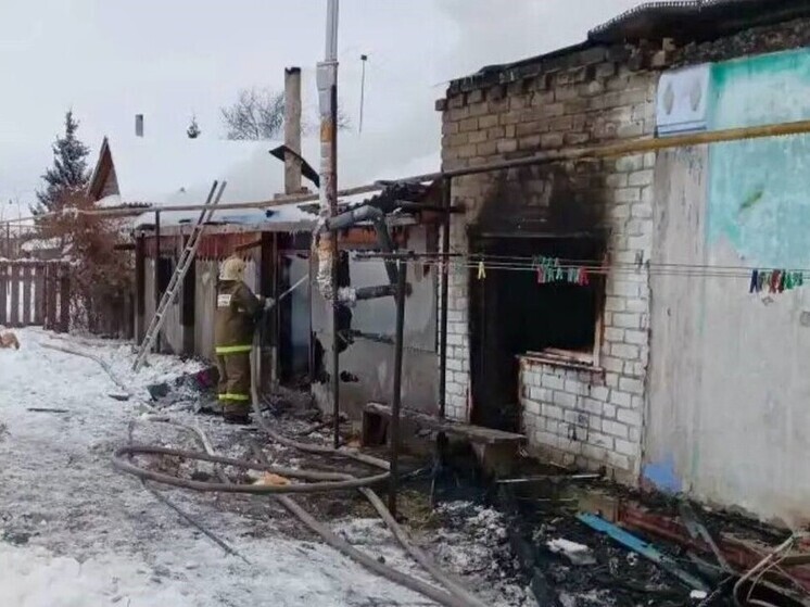 В Ковылкине при пожаре в частном доме погибли мать и двое маленьких детей