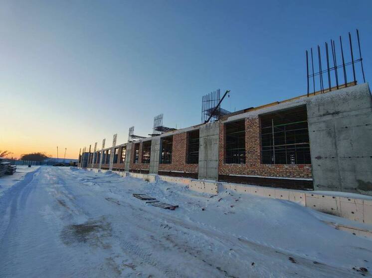 В Одесском районе продолжают строительство школы