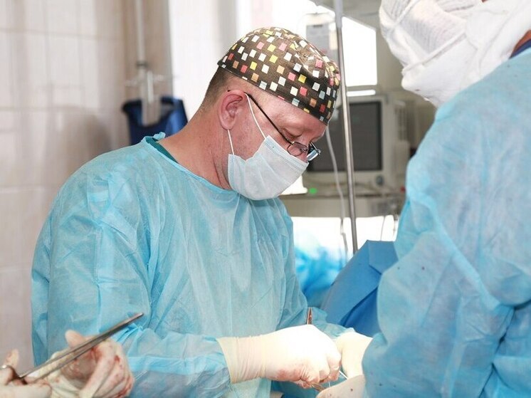 Новосибирский врач стал лучшим травматологом-ортопедом России по итогам 2025 года