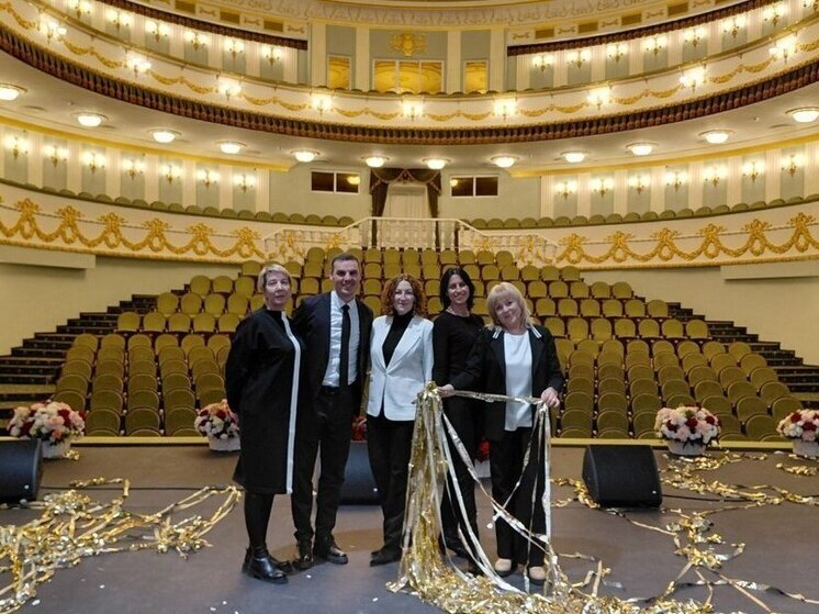 Представители Запорожской области приняли участие в торжественном открытии Мариупольского театра