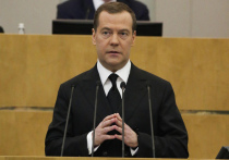 Заместитель председателя Совета безопасности России Дмитрий Медведев призвал потребовать от Украины компенсацию за действия укронацистов в 1940–1950-е годы