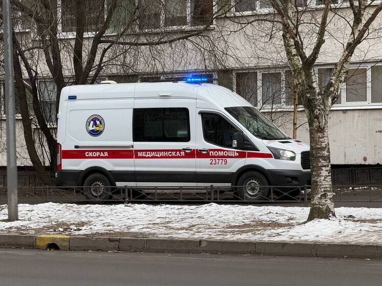 Петербургские учреждения и службы изменили график работы на новогодние праздники