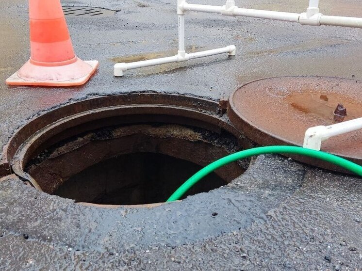 Аварию на 5-й Советской пообещали устранить к часу дня в Петербурге