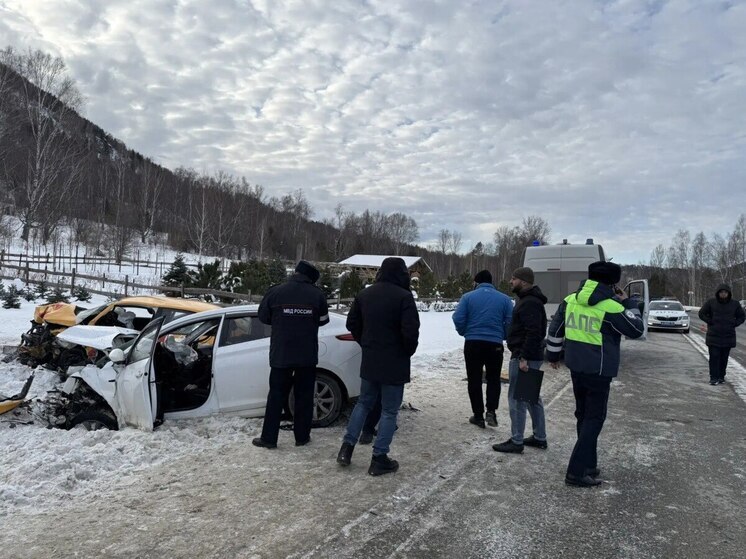 Стали известны подробности страшного ДТП с погибшими в Республике Алтай