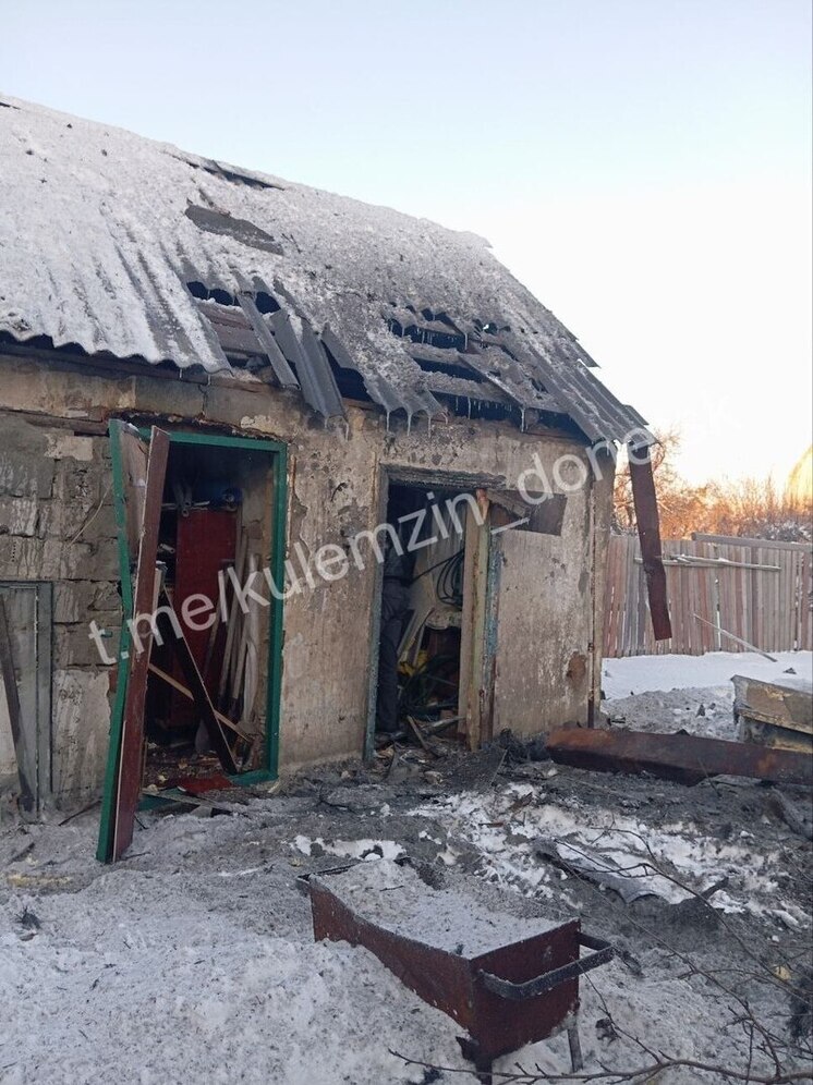 В Донецке в результате атаки БПЛА поврежден частный дом в Куйбышевском районе