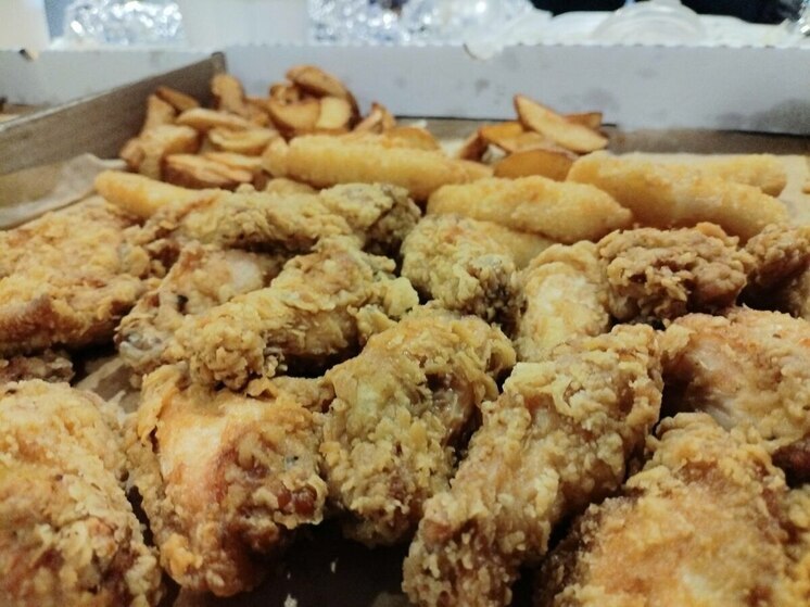 Новгородцам посоветовали избегать блюд из курицы и гречки на Новый год Лошади