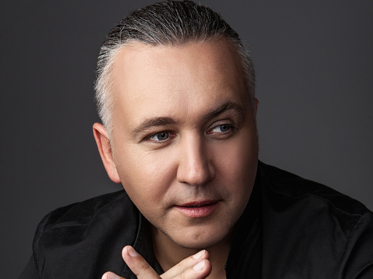 Певец Илья Зудин в Новый год уедет из Москвы