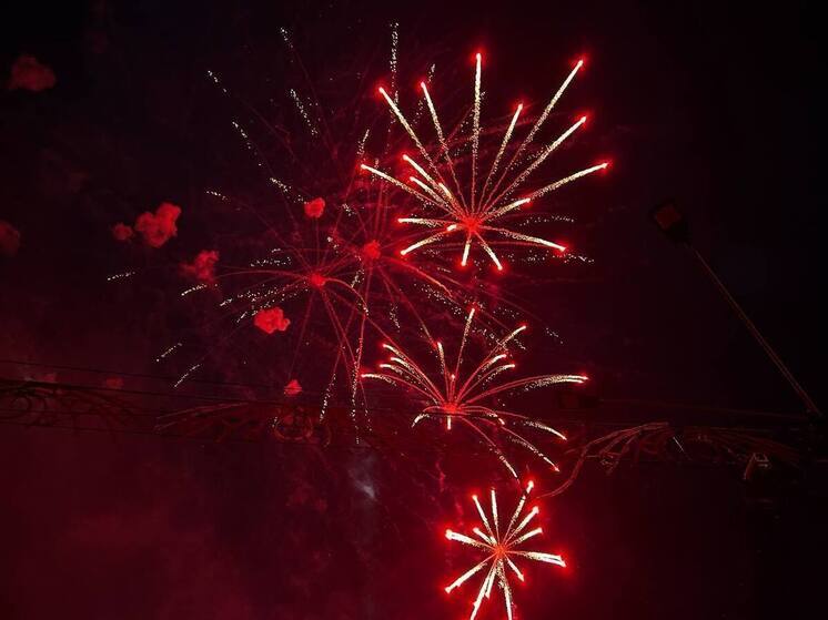 Жителям Барнаула напомнили об ограничениях запуска фейерверков в Новый год