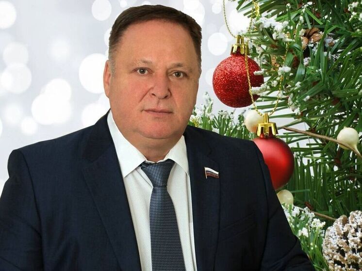 Олег Валенчук поздравил кировчан с Новым Годом