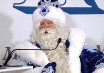 В канун главного праздника в году, 31 декабря, в редакцию «Московского комсомольца» заглянули Московский Дед Мороз и Костромская Снегурочка