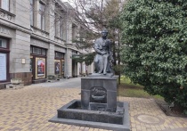 Симферополь - столица, сердце Крыма, благодаря стараниям историков, краеведов и экскурсоводов, начинает раскрываться с новой туристической стороны