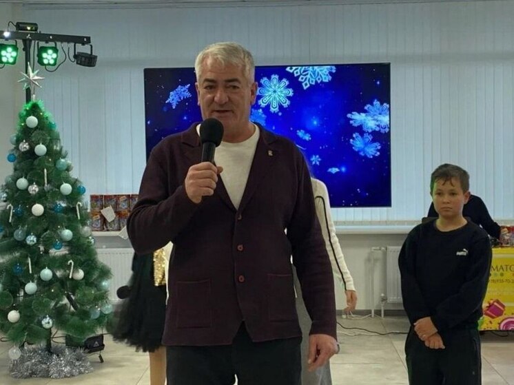 В Геническе Херсонской области провели новогоднюю «Доброелку»