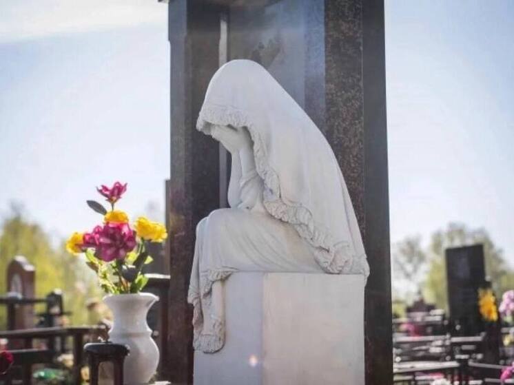 С городских погостов убрали брошенные автомобили, незаконные торговые точки и начали подготовку территорий к расширению и новым требованиям