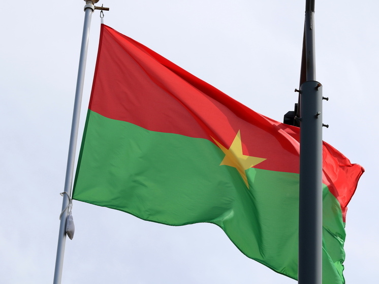 Мали и Буркина-Фасо запретили въезд гражданам США