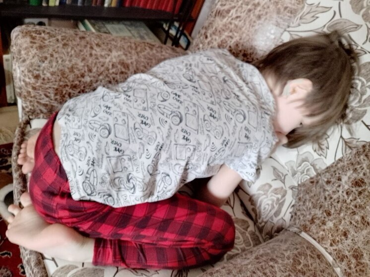 Нейропсихолог Юлия Дюкова: нужно ли малышам не спать в Новый год допоздна?