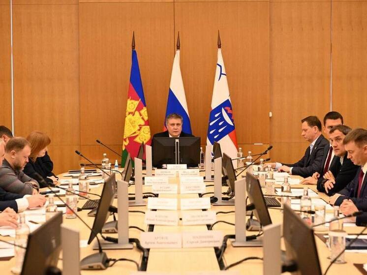 В Красной Поляне Сочи проверили готовность курорта к зимнему наплыву туристов