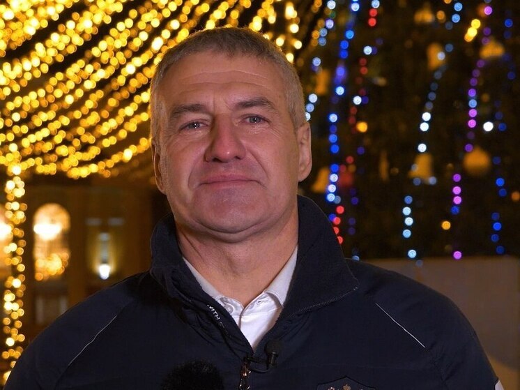 Артур Парфенчиков поздравил жителей Карелии