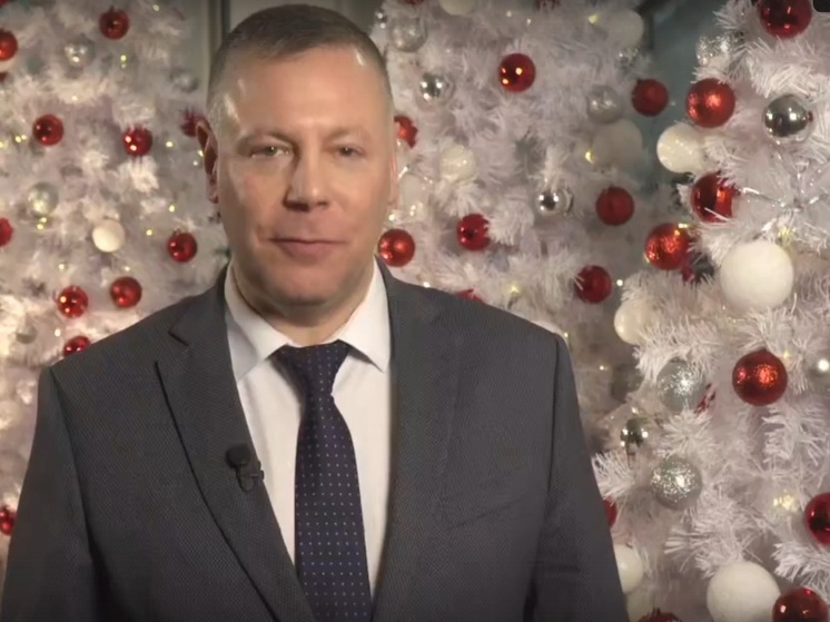 Губернатор Михаил Евраев поздравил ярославцев с Новым годом