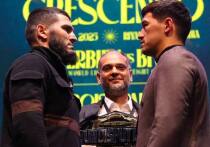 Завершился 2025 год, и «МК-Спорт», традиционно, подводит его итоги. В этом материале мы расскажем о самых ярких моментах в боксе. Каждый год для спортивного мира — это целая жизнь. За 12 месяцев может произойти множество событий, в корне меняющих всю картину. 2025 год подарил любителям бокса невероятно красивые, захватывающие и интересные моменты. Давайте вспомним, как всё было.