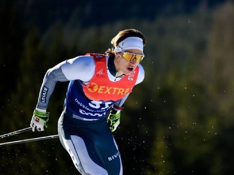 1 января 2026 года в Тоблахе (Италия) на этапе «Тур де Ски» Савелий Коростелев занял 12‑е место в гонке на 20 км классическим стилем (47:55,5), поднявшись с 15‑го места. Лидер — Йоханнес Клебо (Норвегия). В общем зачёте Коростелев — 10‑й (+1:54). Тренер Юрий Бородавко отметил растущую уверенность спортсмена, хотя удержать высокий стартовый темп не удалось. 21 российский лыжник получил нейтральный статус после решения CAS. Олимпиада‑2026 пройдёт в Милане и Кортина-д’Ампеццо.