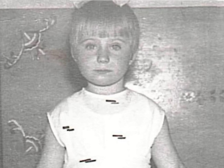 Глава Усть-Абаканского района опубликовала новогоднее фото из детства