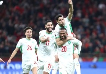 В 1/16 финала Кубка африканских наций выступают 11 прошлых победителей. В преддверии стадии плей-офф турнира специалисты называют фаворитов. Сборная Марокко, принимающая турнир, рассчитывает на то, что «каждый матч будет финалом кубка». Столкновение между Алжиром и Демократической Республикой Конго ожидается с большим нетерпением.