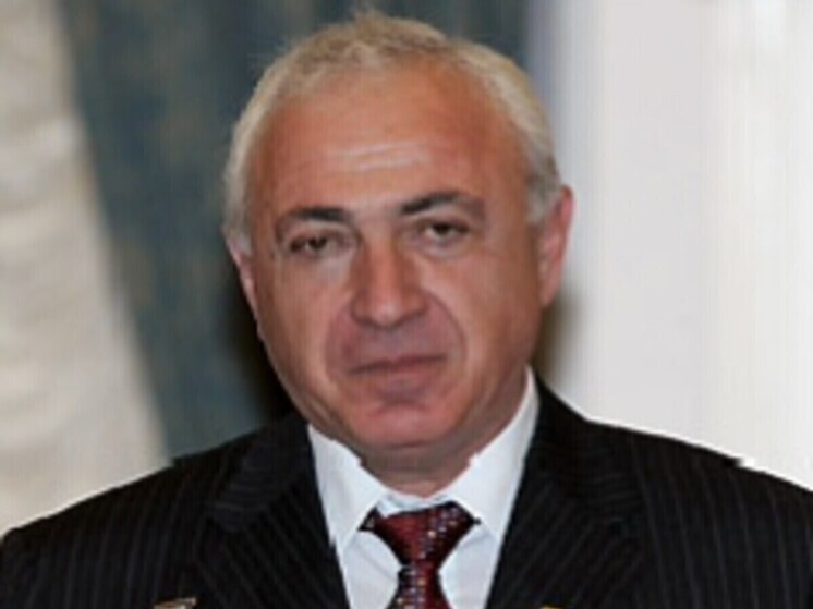 В первый день нового, 2026-го, года на 80-м году умер заслуженный летчик-испытатель, Герой России Рубен Татевосович Есаян