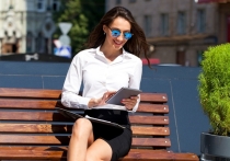 2026 год, по прогнозам астрологов, станет временем значительных профессиональных перемен. Об этом пишет немецкий Bild. Главной планетой-покровителем года выступит Меркурий, который будет способствовать развитию в сферах коммуникации, переговоров, обучения и новых начинаний. Гибкость, открытость к диалогу и любознательность станут ключевыми качествами для успеха. Этот год обещает карьерные прорывы для одних знаков и важные испытания, ведущие к пересмотру курса, для других.