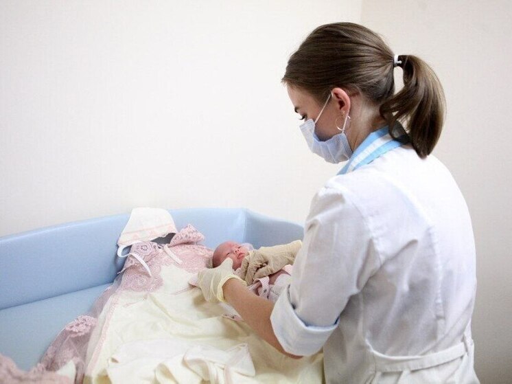 В Ярославской области в новогоднюю ночь родилось 13 младенцев