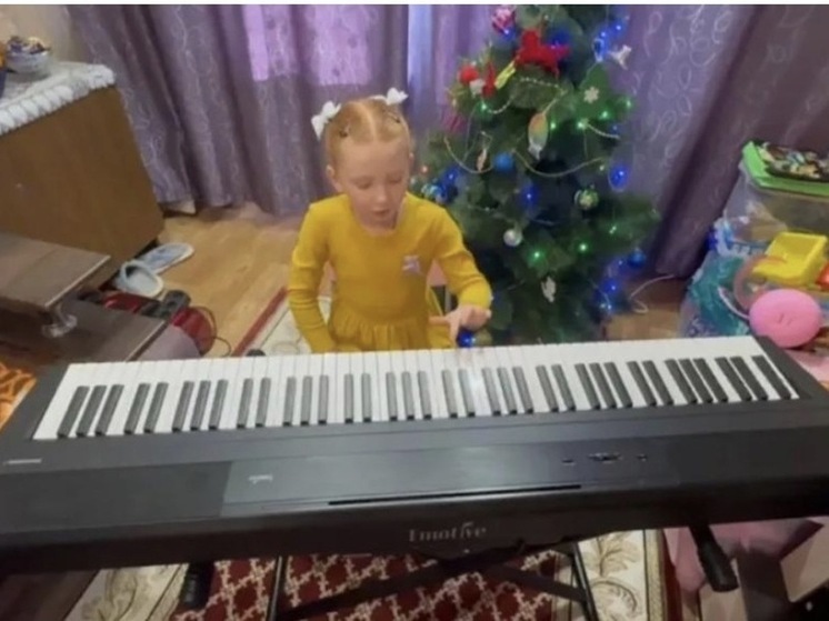 Айсен Николаев исполнил мечту дочери героя СВО из Докучаевска