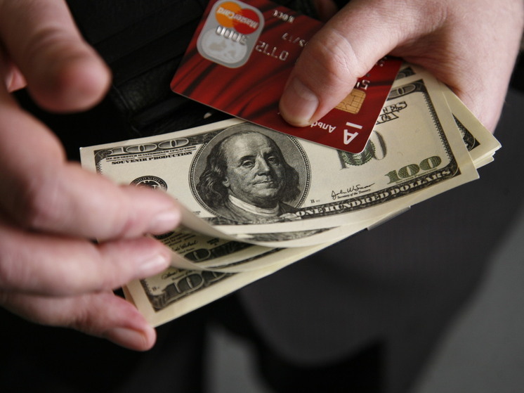 Бывший водитель областного ТЦК подал декларацию на 5,2 тыс долларов золотом и 7,1 тыс наличными