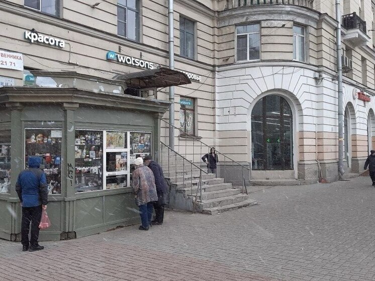 В Петербурге ужесточат правила торговли для уличных киосков и павильонов