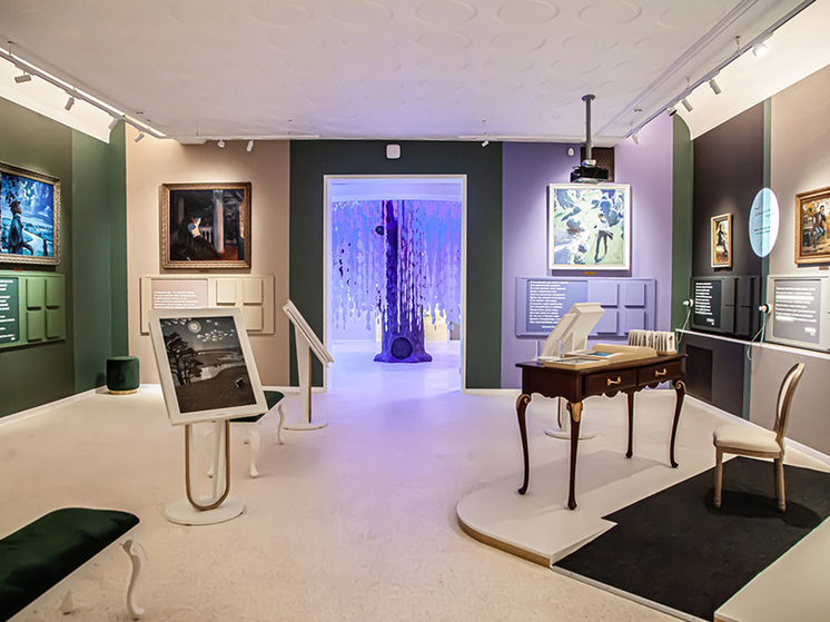 О выставке из Михайловского рассказали в новом глянцевом журнале