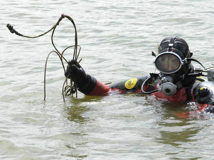 В Мурманской области женщину унесло течением реки Тулома во время айс-флоатинга