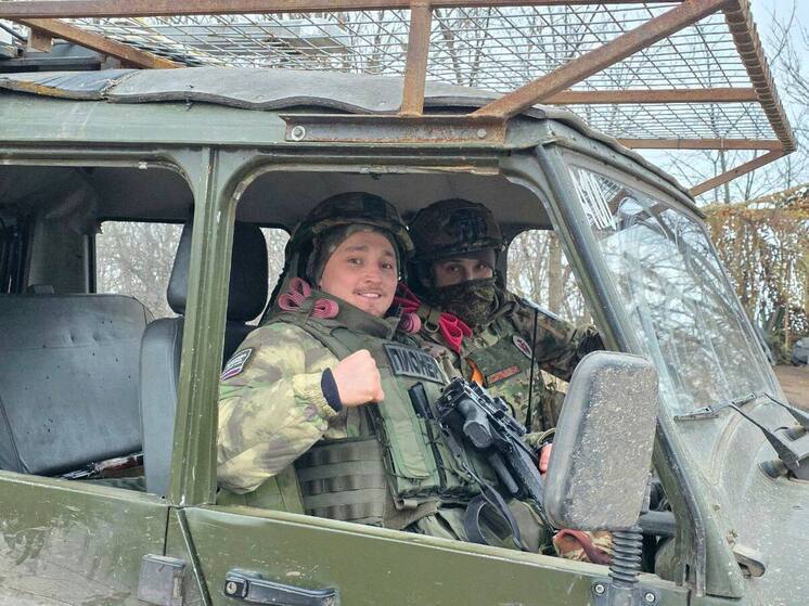 «С Новым годом, земляки!»: Серпухович Сергей Ситников и его товарищи передают благодарность с передовой