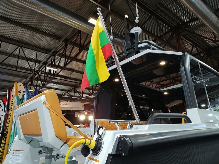 В Литве начал действовать запрет на сдачу экзаменов на права на русском языке