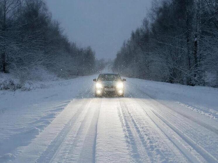 Разыскивается водитель, сбивший молодого человека в Ельнинском районе