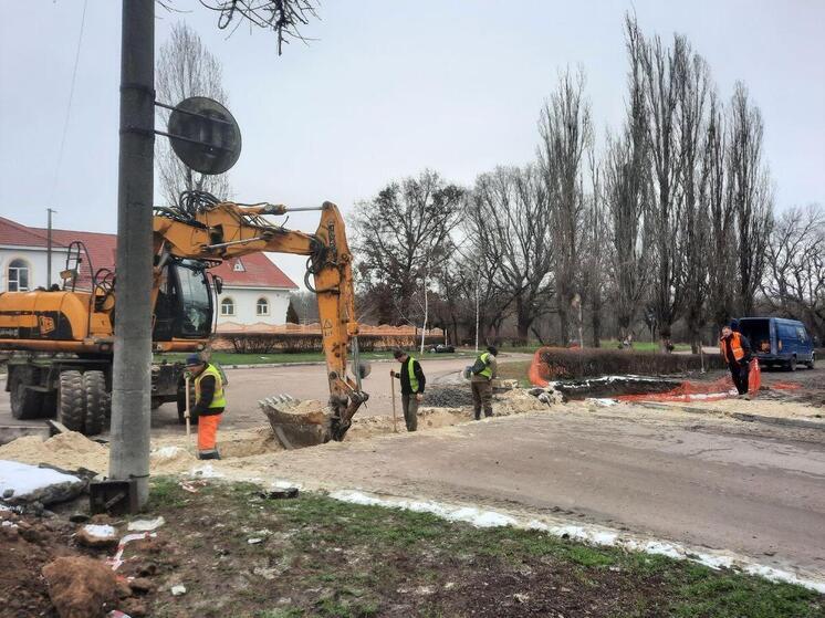 В Днепрорудном завершилась замена километрового участка водопровода