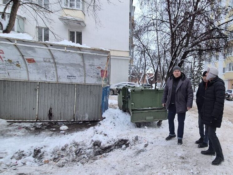 Глава минэкологии Башкирии проехал по Уфе, чтобы посмотреть как вывозят мусор